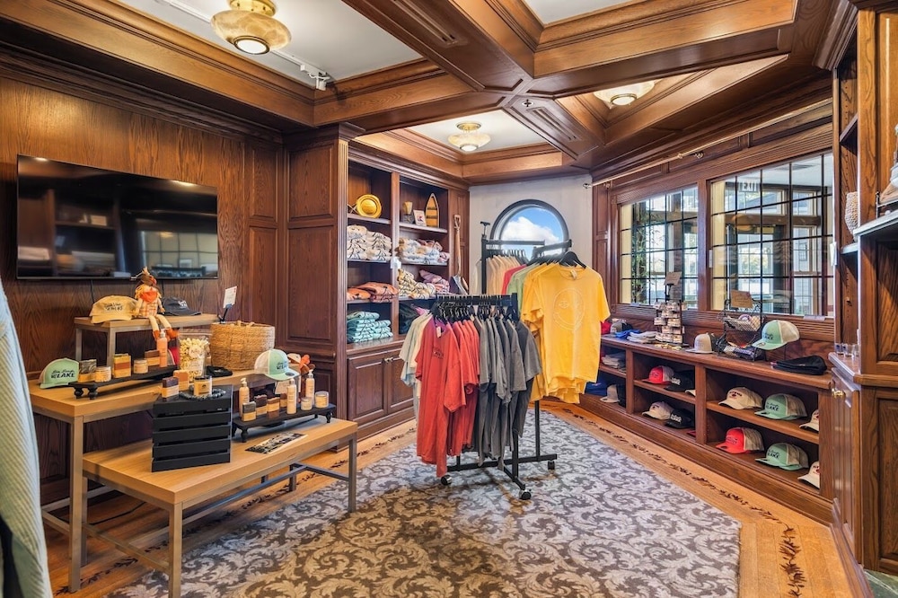 Oakwood Resort - photo 13