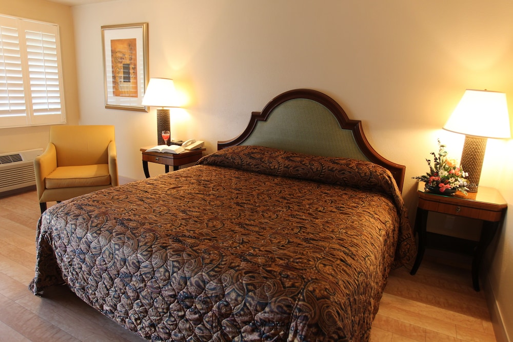 The Greenwell Inn - photo 13