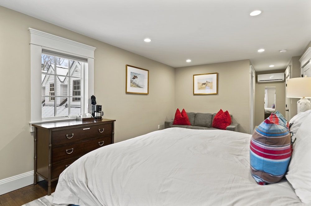 Brook Bound Inn - photo 40