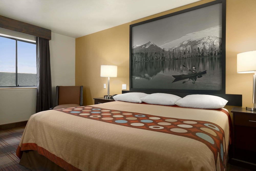 Super 8 by Wyndham Idaho Falls - photo 16