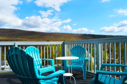 Mountain View Suites - photo 8