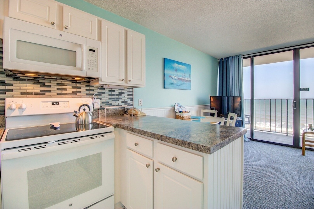 0506 Seaside Escape by Atlantic Towers - photo 8