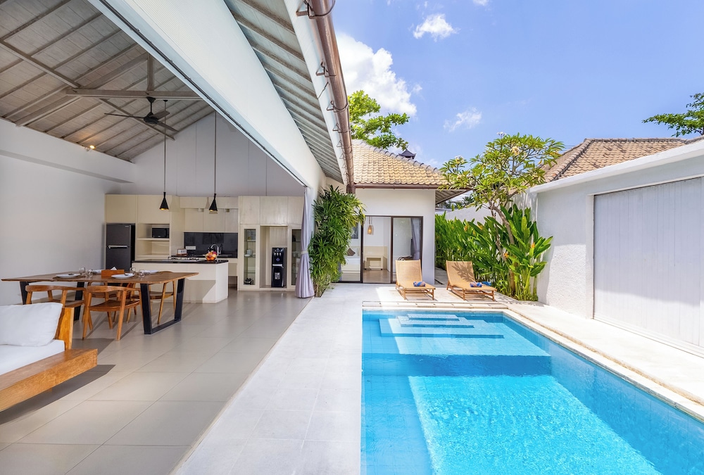 Villa Anakula 3 by Pertama Management — 4-Star Luxury Hotel in Seminyak, Indonesia