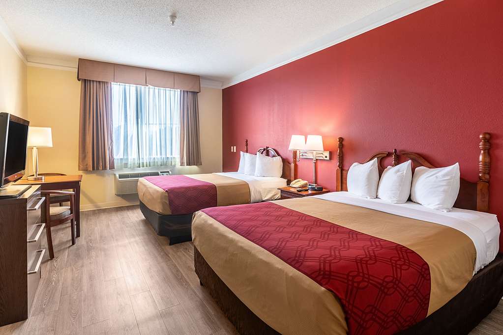 Econo Lodge Inn and Suites Douglasville GA - photo 13