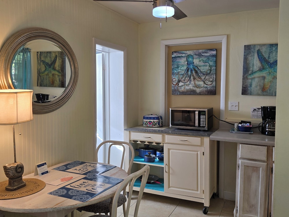 Sea Scape Oceanfront Motel - photo 20