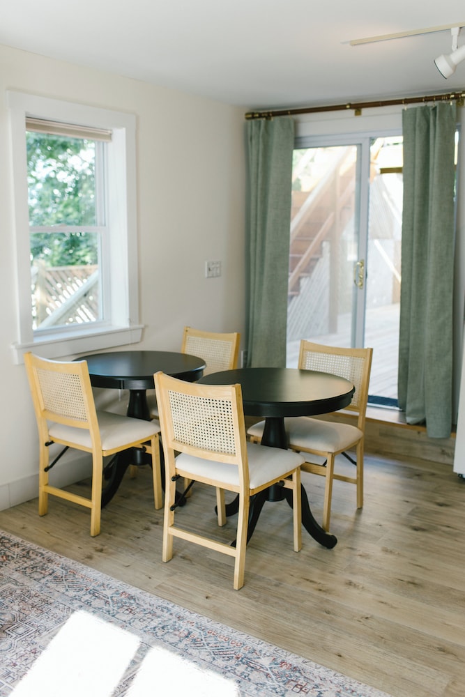 Greenleaf Inn - photo 41