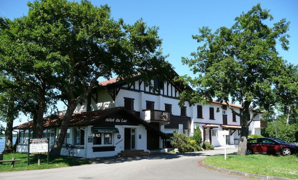 Hôtel du Lac - carbon neutral hotel in Leon