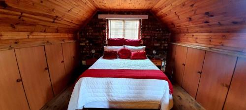 Cozy Cottage 500m From the Beach