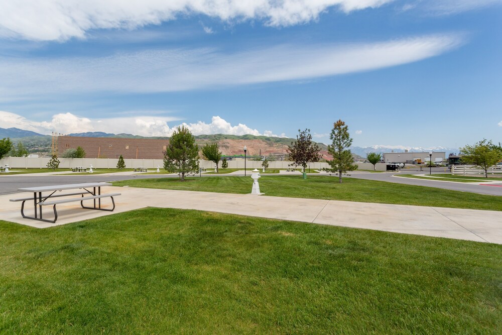 Pony Express RV Resort - photo 20