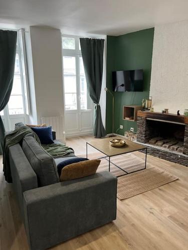 Le Chaleureux Luchonnais in Bagneres-De-Luchon, France