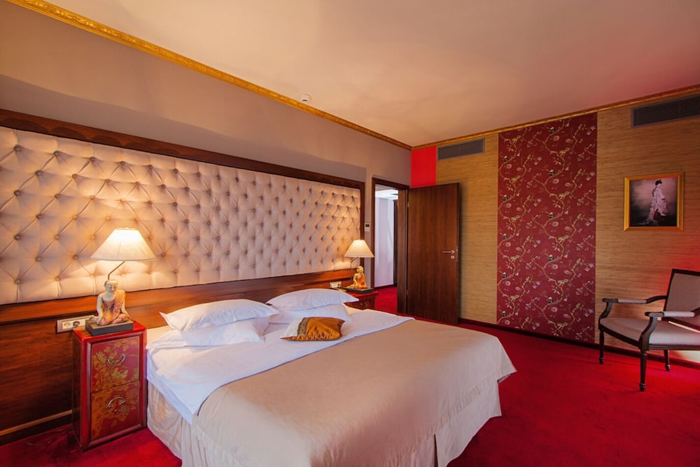 Simfonia Boutique Hotel — Ramnicu Valcea — photo 4