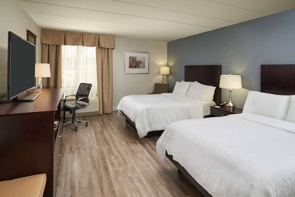 Holiday Inn Executive Center Columbia Mall an IHG Hotel - photo 4