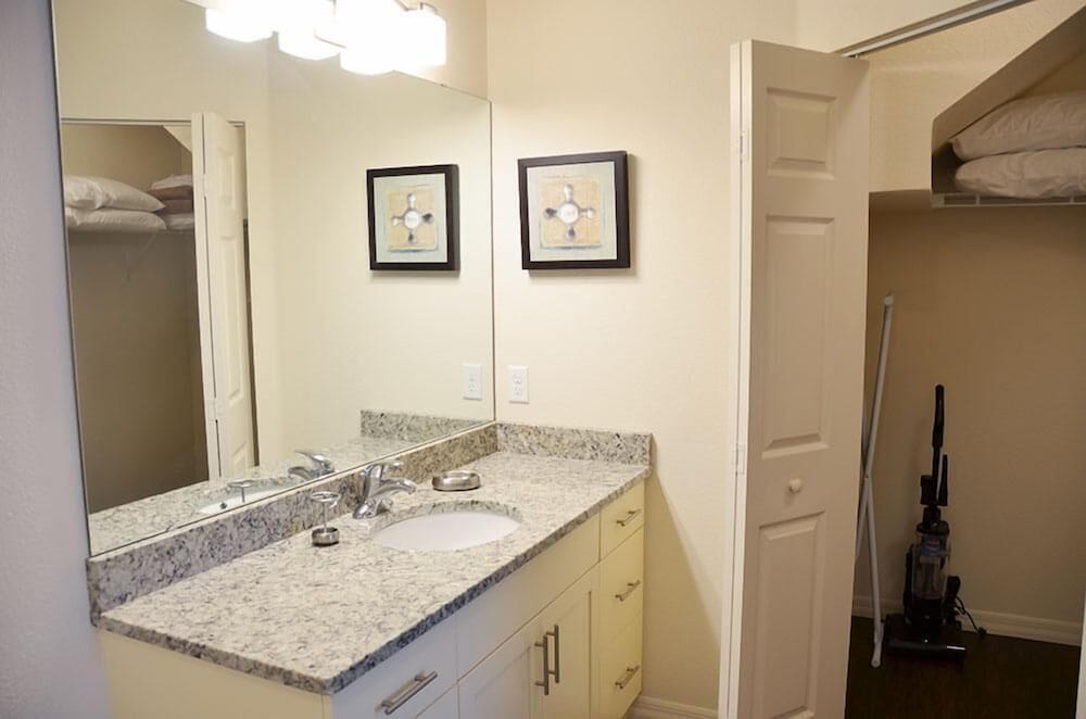 Lucaya 4 Bedrooms 3 Baths Townhome With Resort Pool - photo 13
