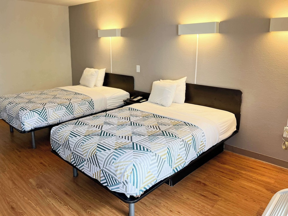 Motel 6 Newnan GA - photo 18