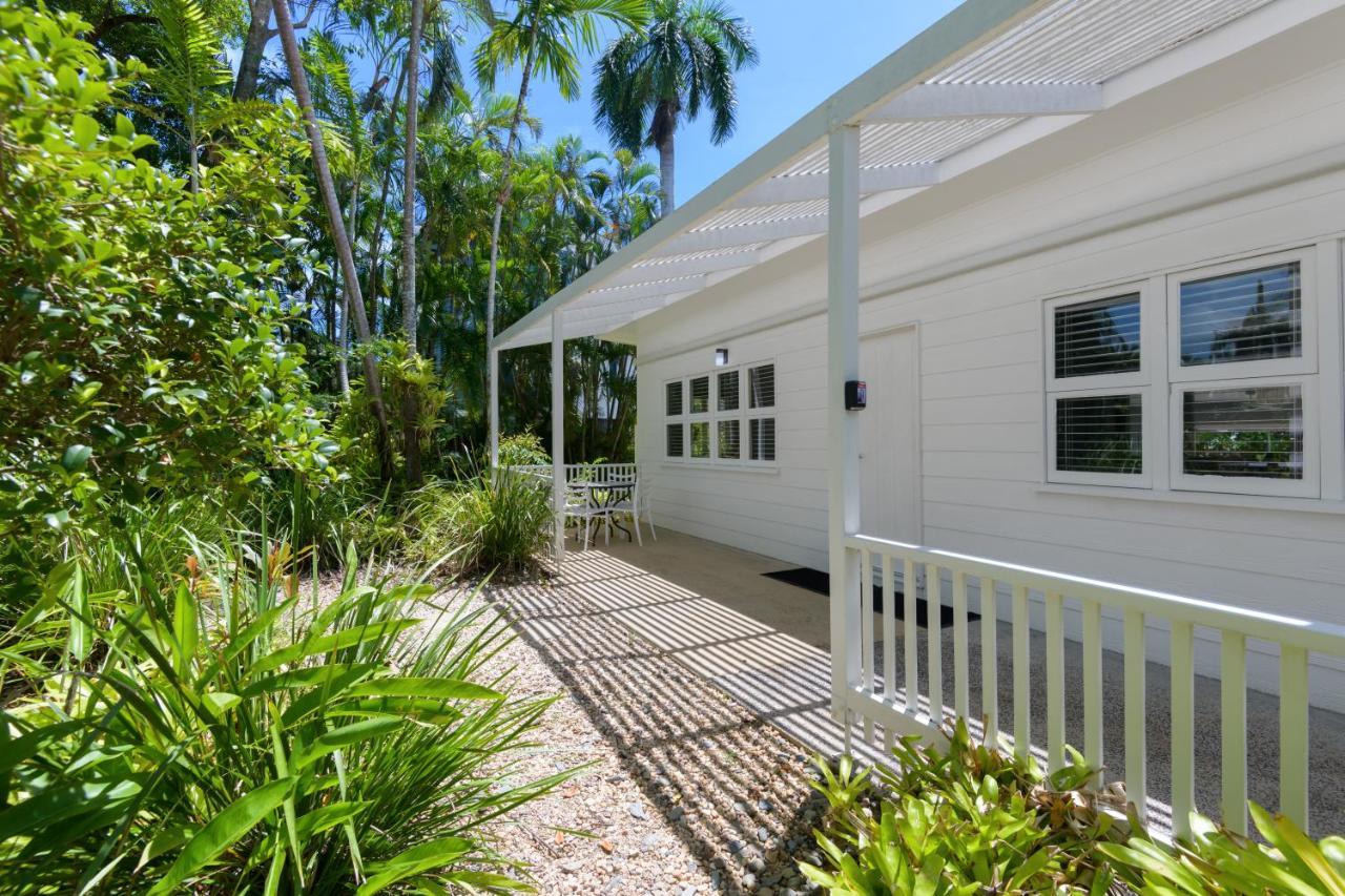 Coastal Chill On Garrick — Port Douglas
