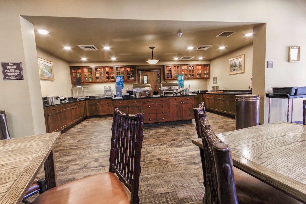 Homewood Suites by Hilton Bozeman - photo 28