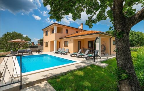 Villa Dora N — 4-Star Luxury Hotel in Nedescina, Croatia