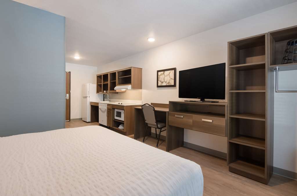 WoodSpring Suites Lynchburg VA - photo 12