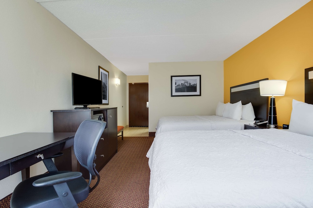 Hampton Inn Pittsburgh West Mifflin - photo 9