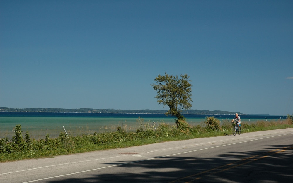 Blossom Hotel & Suites Traverse City - photo 46