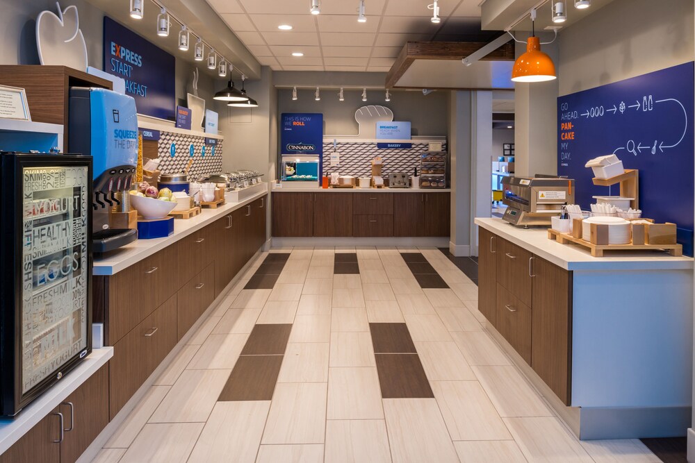 Holiday Inn Express Sierra Vista by IHG - photo 41