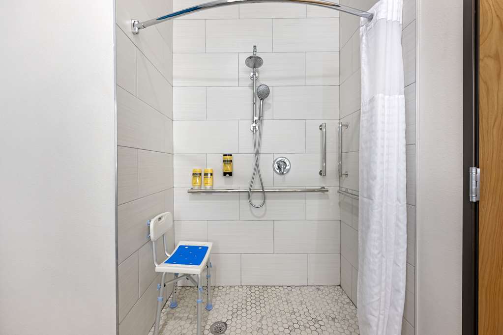 Best Western Plus Executive Residency Carlsbad Hotel - photo 18