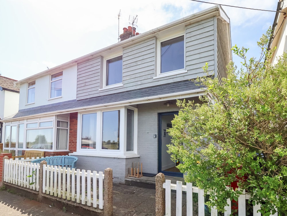 Long View - carbon neutral hotel in Southwold