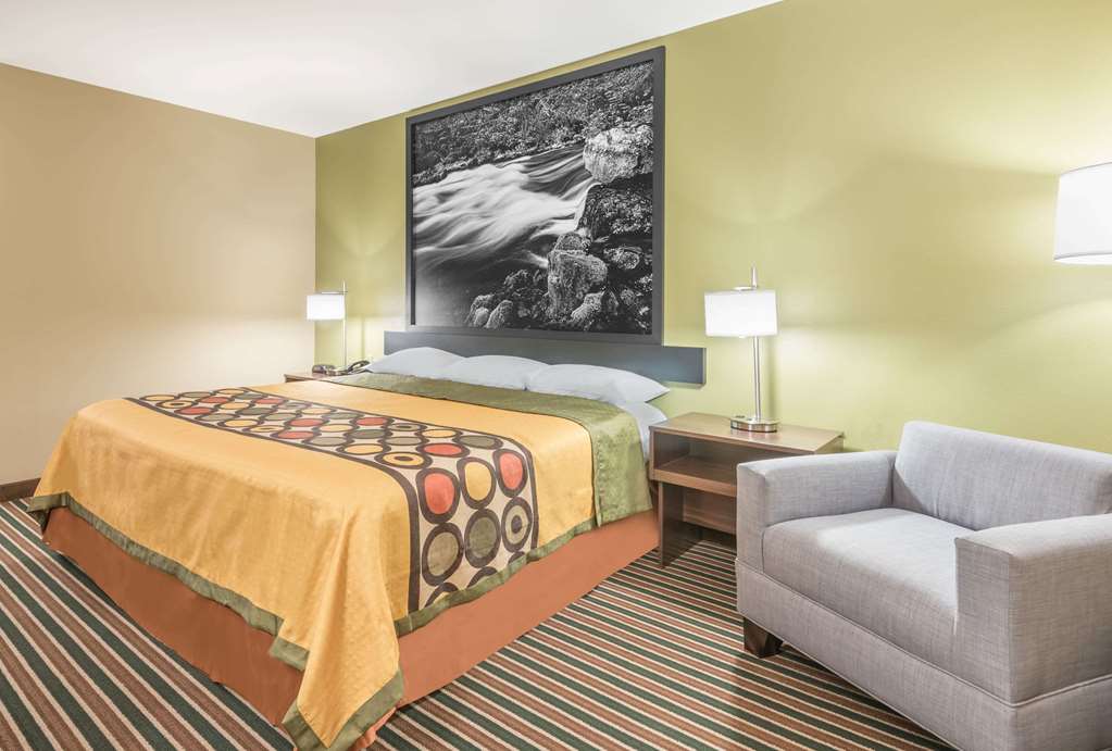 Super 8 by Wyndham Bryant Little Rock Area - photo 9