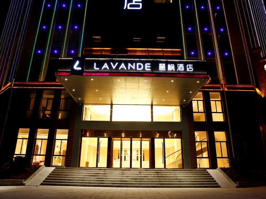 Lavande Hotel Jiujiang Jiujiang College — hotel in Jiujiang