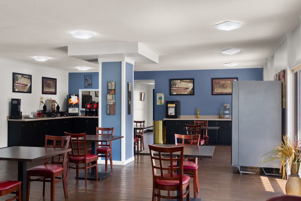 Red Roof Inn Kingsland - photo 29