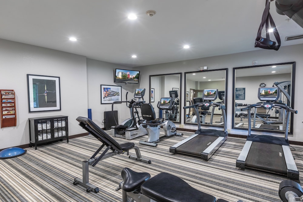 Candlewood Suites Greenville by IHG - photo 29