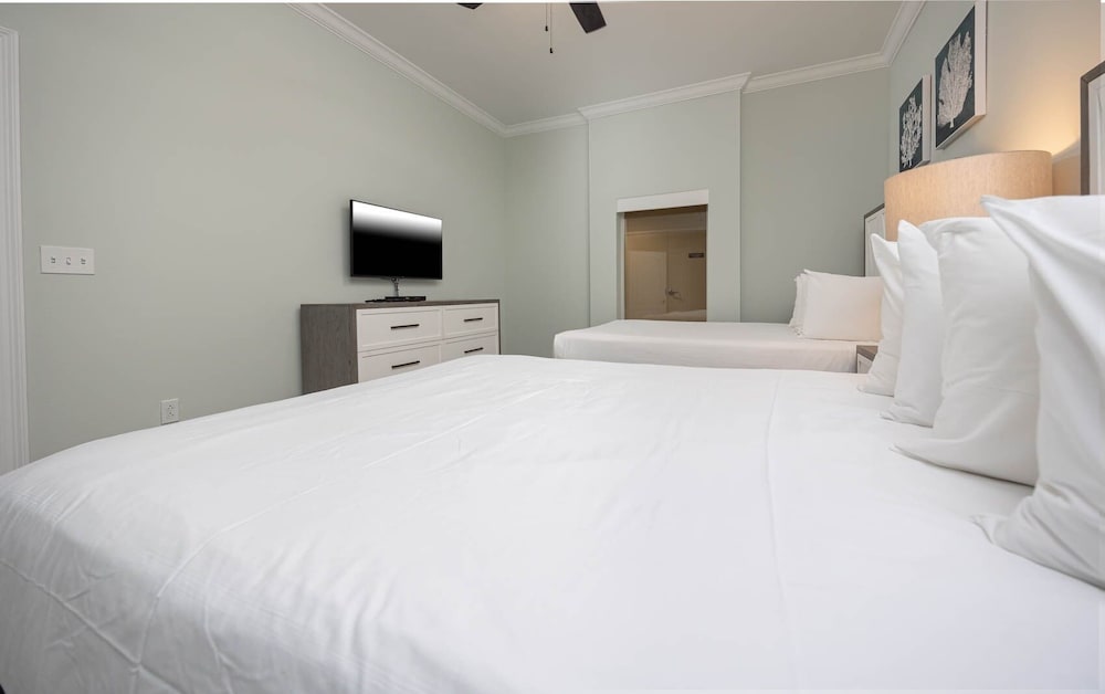 Phoenix Gulf Towers 1407 3 Bedroom Condo by RedAwning - photo 10