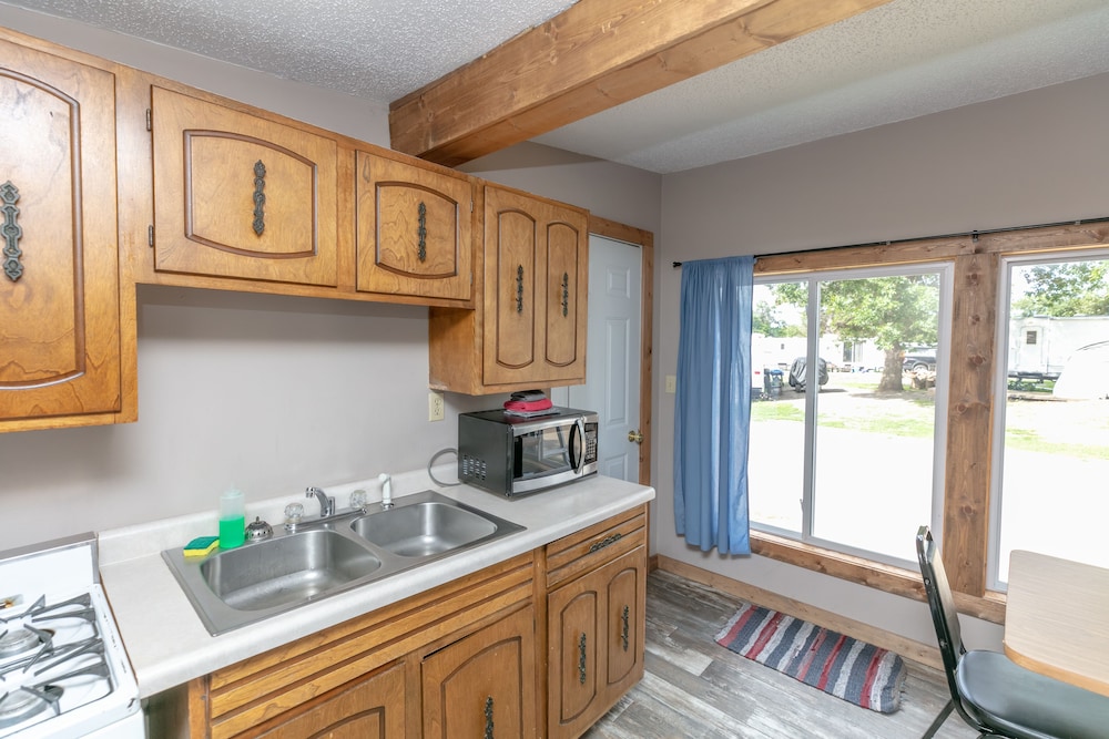 River Bend's Resort - photo 10