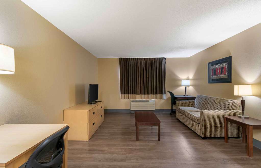 Extended Stay America Select Suites Orlando Southpark - photo 42