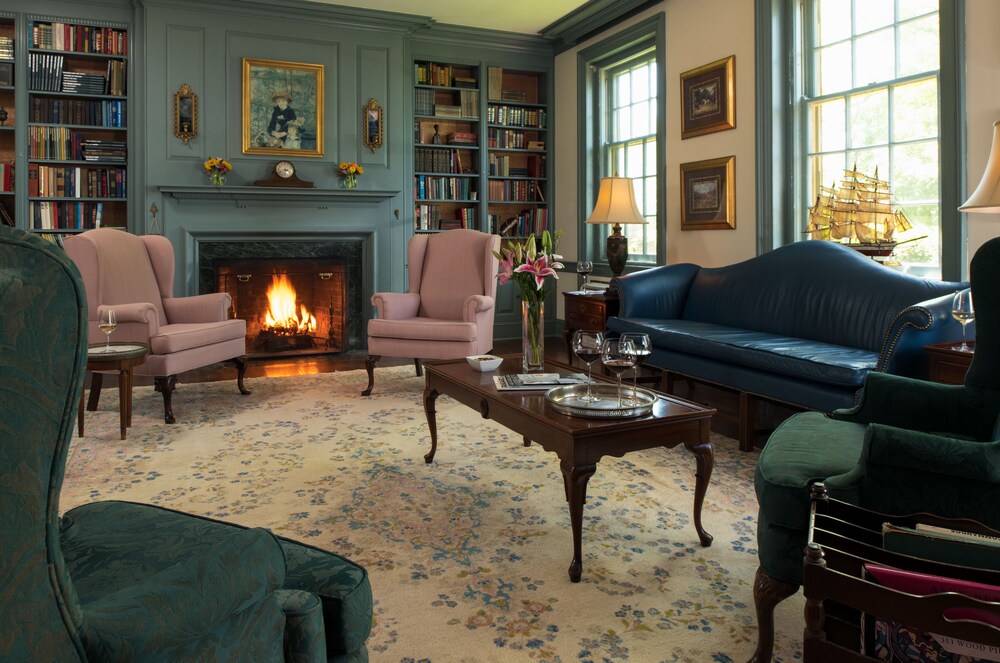 Great Oak Manor - photo 57