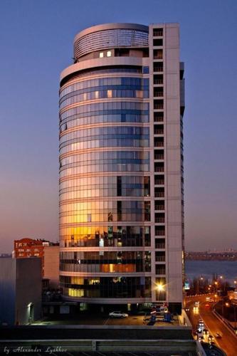 Seven Eleven Most City Hotel&Skytech in Dnipro, Ukraine