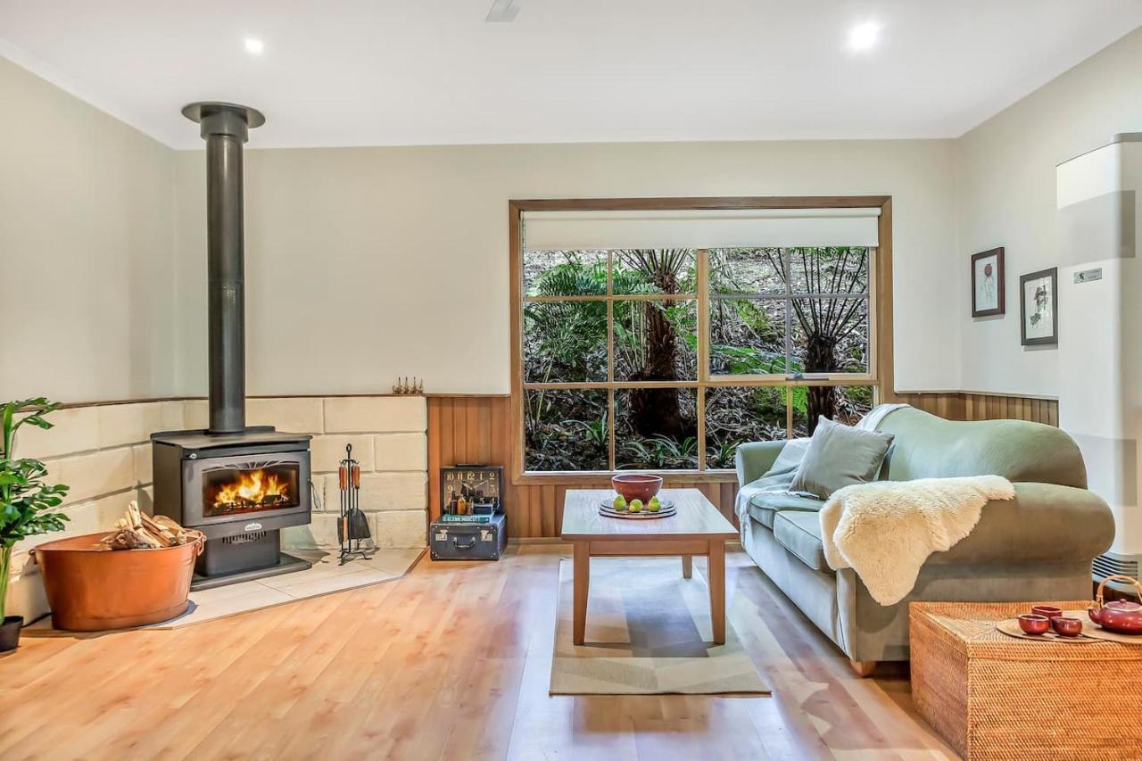 The Fernglen Forest Retreat — 4-Star Luxury Hotel in Mount Dandenong, Australia