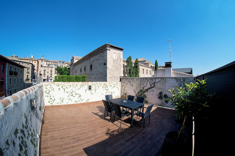 Alcazar Cervantes 5 Collection — 4-Star Luxury Hotel in Toledo, Spain