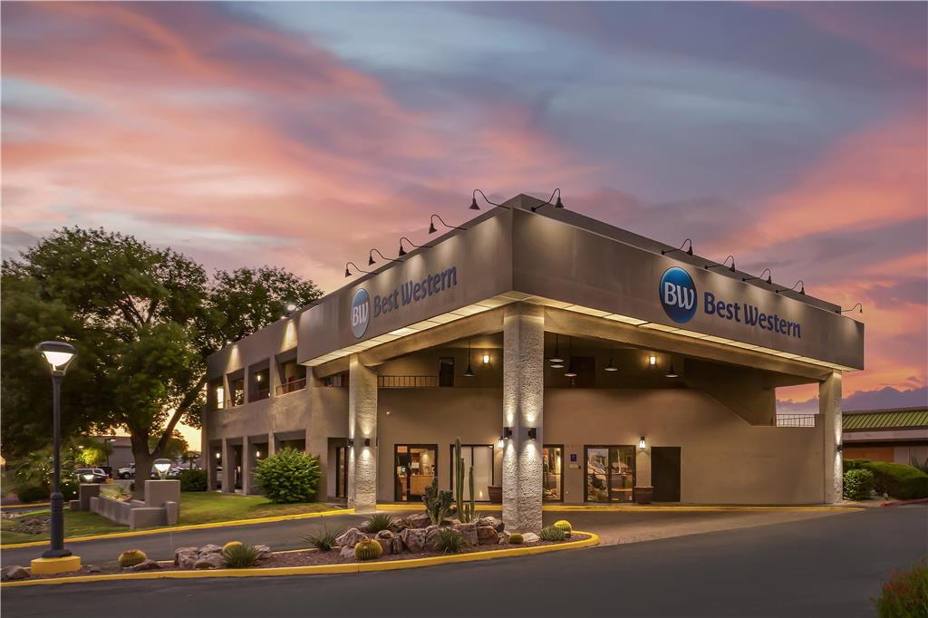 Best Western InnSuites Tucson Foothills Hotel & Suites - featured photo