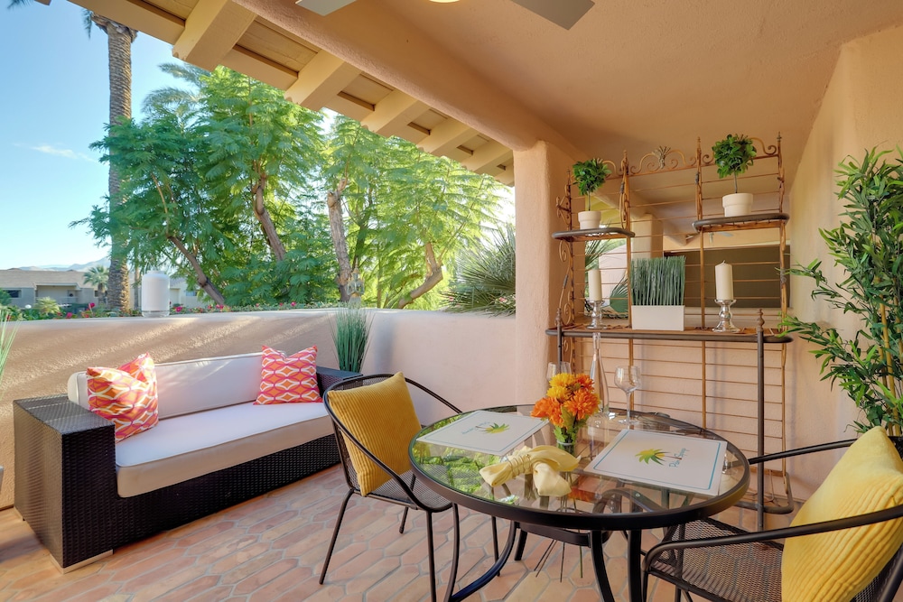 Resort Amenities: Updated Palm Springs Villa - photo 23