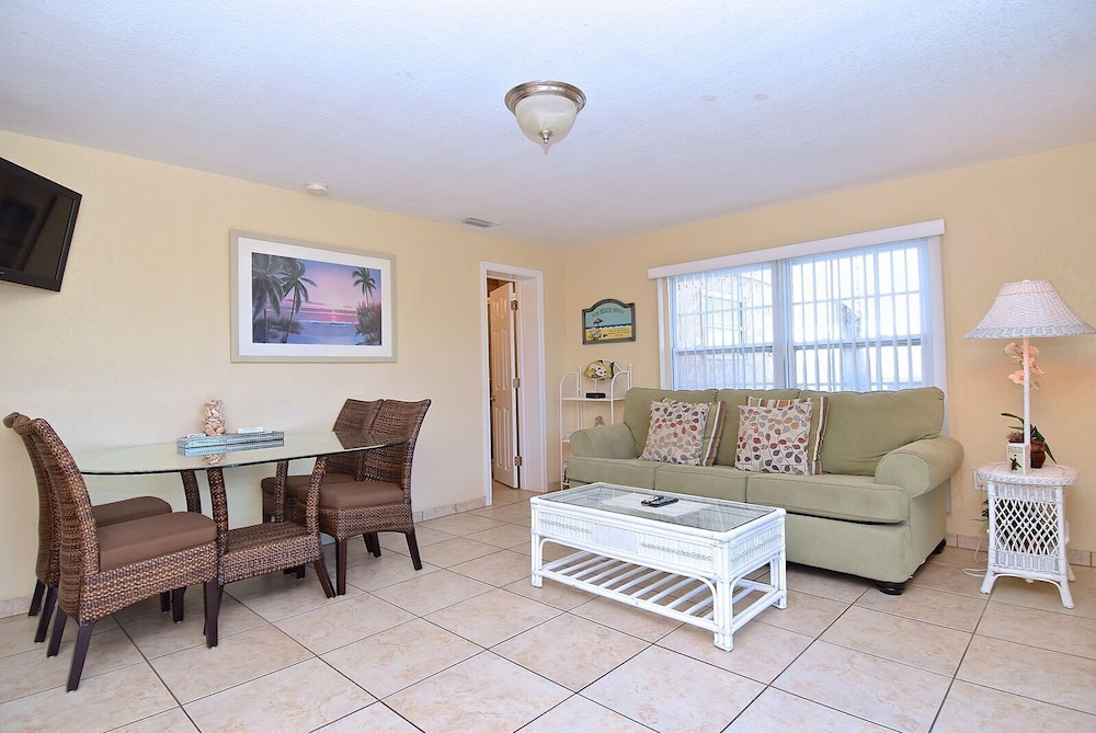 A Beach Retreat - photo 114