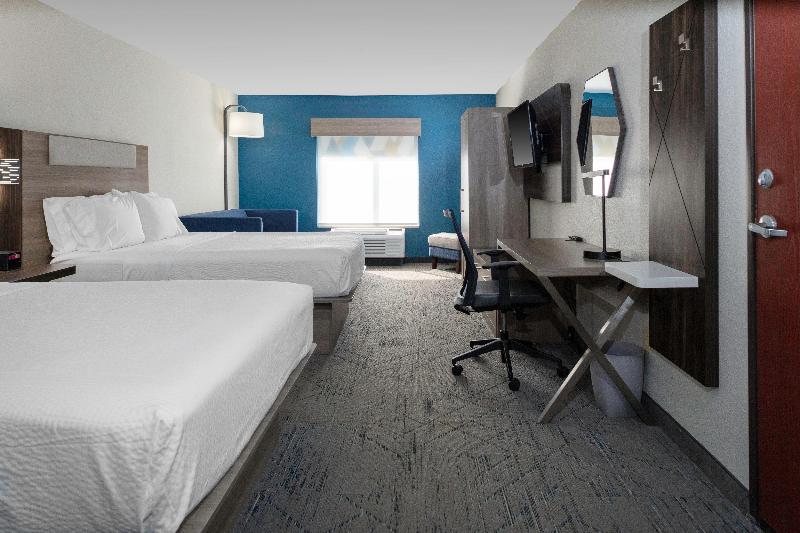 Holiday Inn Express & Suites Roanoke Rapids SE by IHG - photo 81