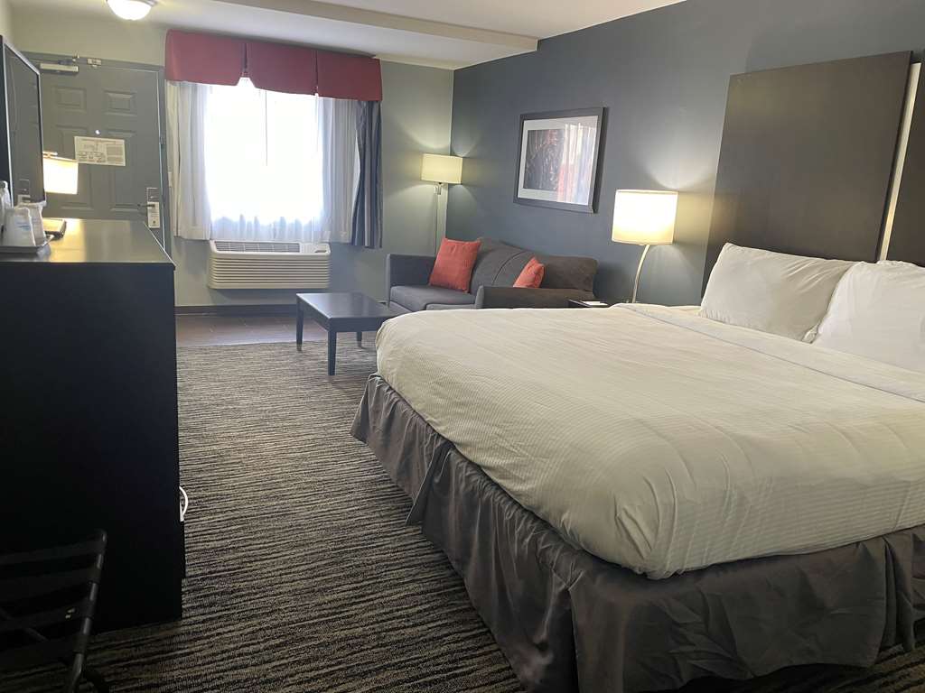 Best Western University Inn At Valparaiso - photo 25