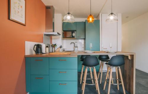 Guethary Kurlinka Appartement Avec Balcon Place de Stationnement Privee — 4-Star Luxury Hotel in Guethary, France