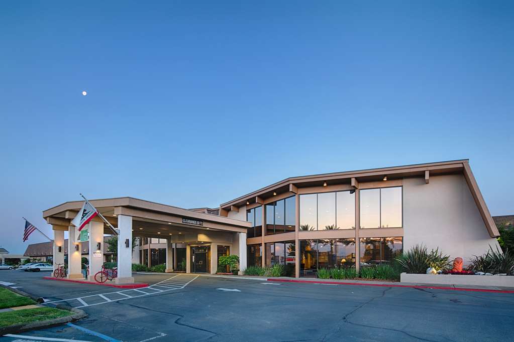 Red Lion Hotel Redding - photo 6