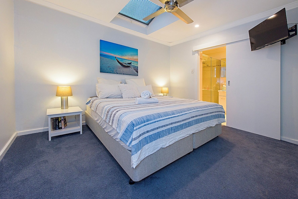 Sea Renity On Earnshaw in West Busselton, Australia