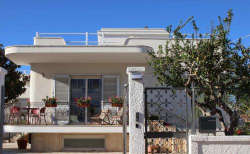 Flowing House — 4-Star Luxury Hotel in Brindisi, Italy