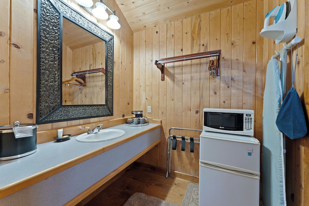 Desert Rose Resort & Cabins - photo 43