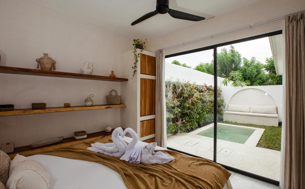 Bali Escapes - carbon neutral hotel in Pecatu