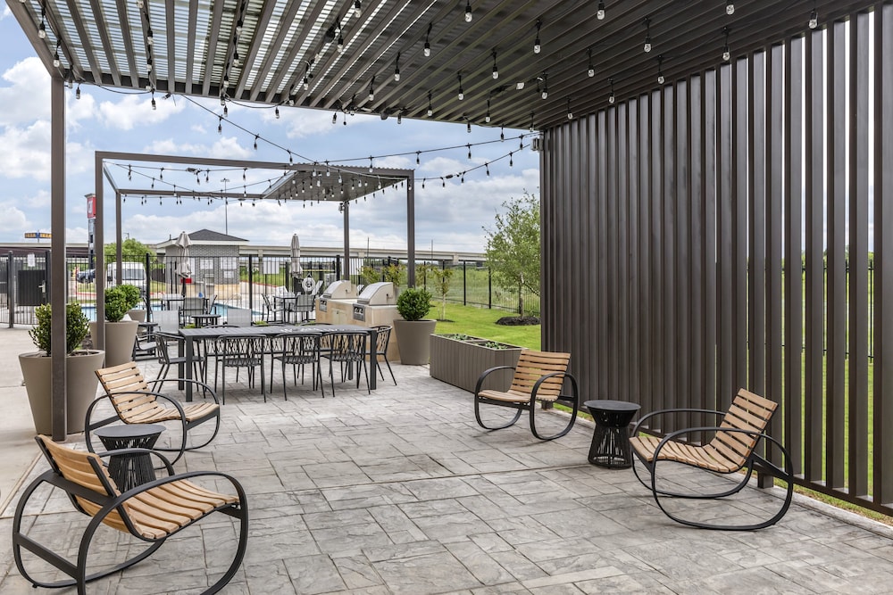 Staybridge Suites Dallas Grand Prairie by IHG - photo 79